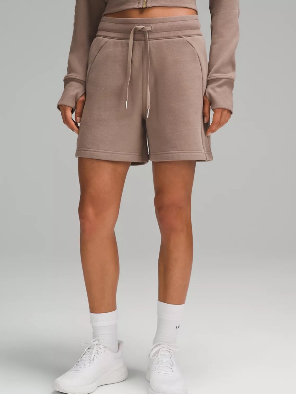 Lululemon Scuba High-Rise Short 5" Taupe-tastic size 6